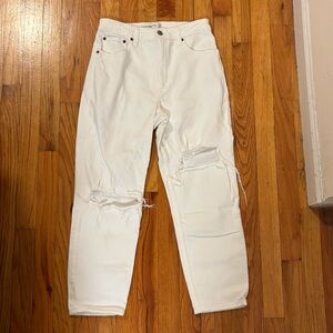 Abercrombie the mom high rise jean curve love size 27S, high rise